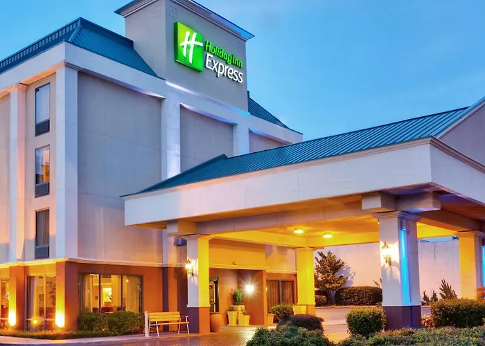 Casino hotel: Holiday Inn Express Memphis Medical Center - Midtown By Ihg