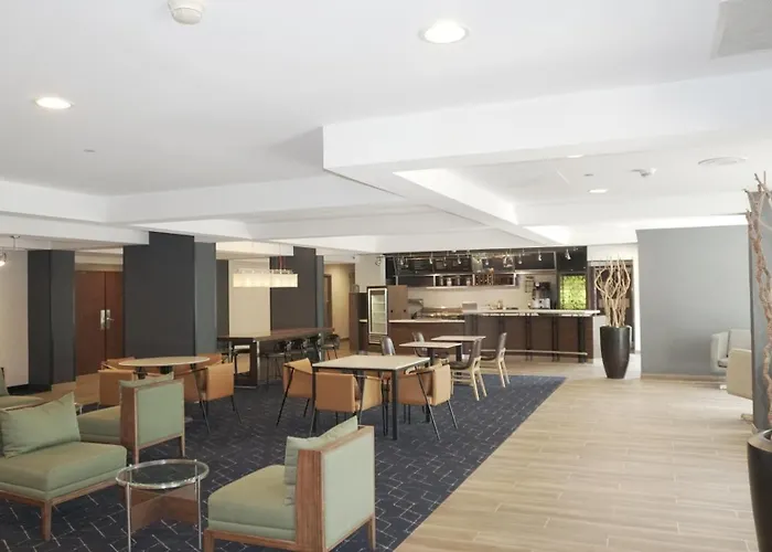Cheap hotel: Courtyard Memphis East/Bill Morris Parkway