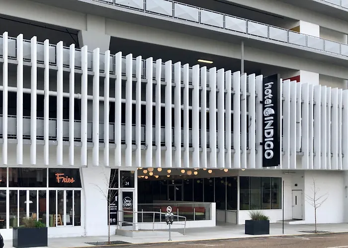 Luxury hotel only: Hotel Indigo - Memphis Downtown By Ihg