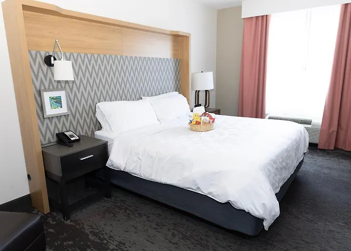 Boutique hotel only: Holiday Inn Hotel & Suites Memphis-Wolfchase Galleria By Ihg